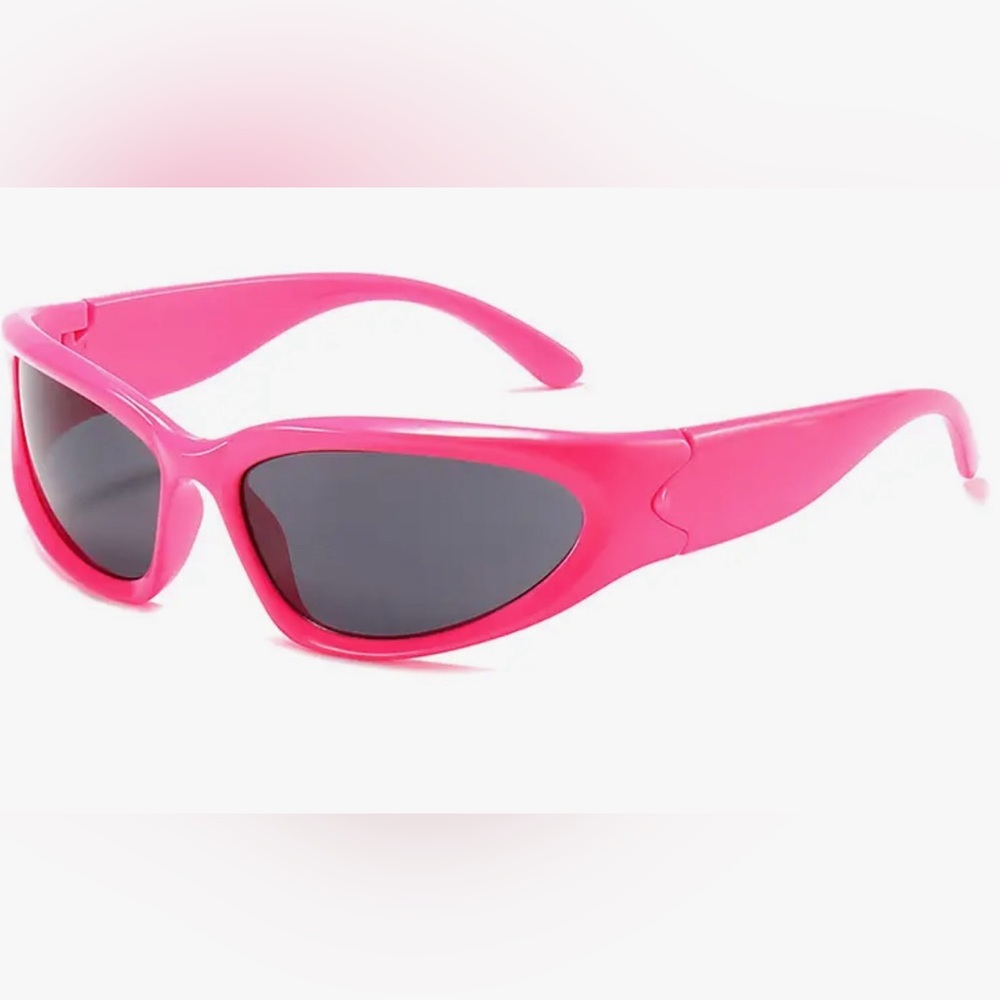 Sunglasses hot pink
